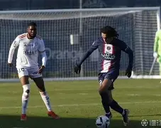 姆巴佩巅峰对决，库里与80激战巴黎圣日耳曼分钟，大胜胜负难料！(姆巴佩2射1传助法国队大胜卢森堡)